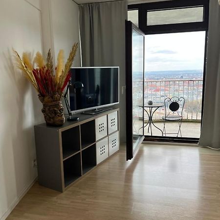Cityapartment Im 33. Stock アウグスブルク エクステリア 写真