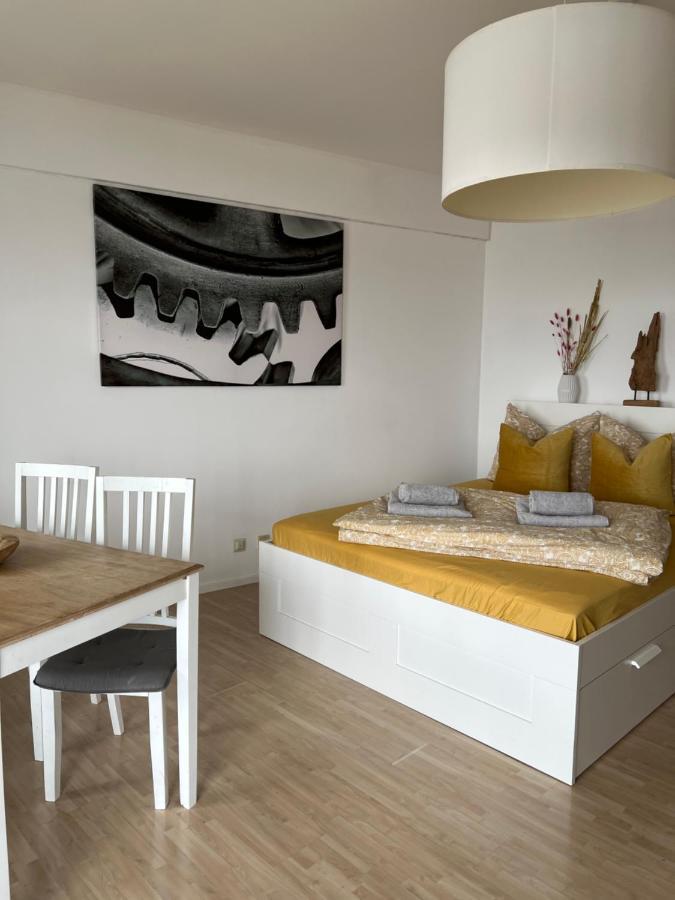 Cityapartment Im 33. Stock アウグスブルク エクステリア 写真